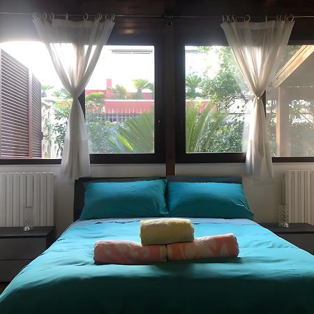 Sea Breeze Villa - Luna Apartment Bari Zewnętrze zdjęcie
