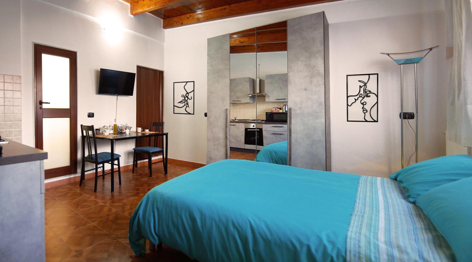 Sea Breeze Villa - Luna Apartment Bari Zewnętrze zdjęcie